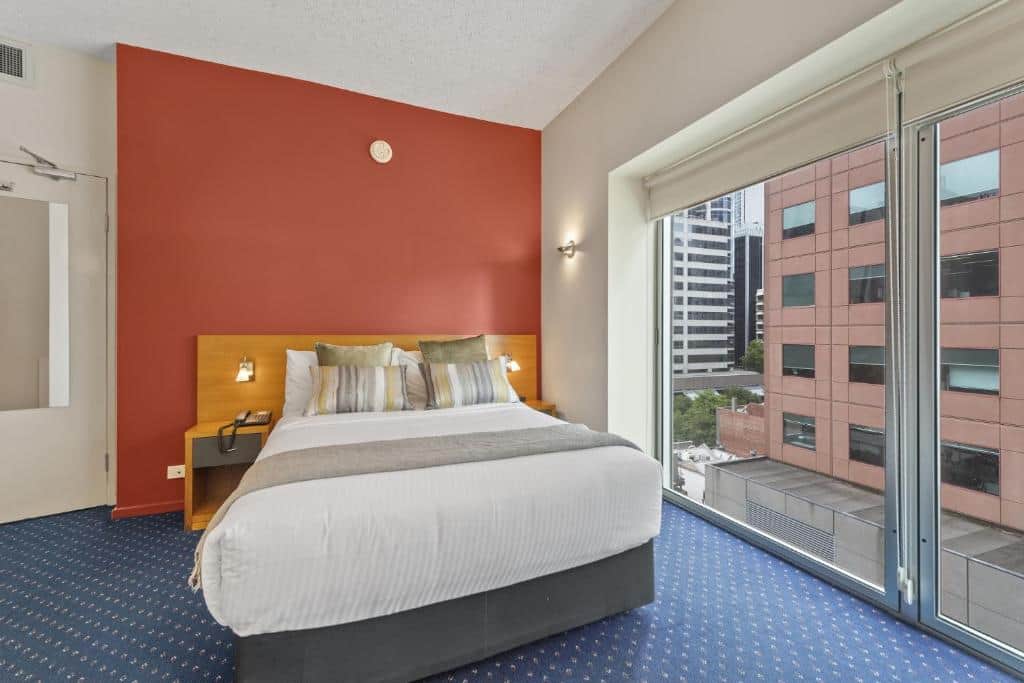 YEHS Melbourne Hotel CBD