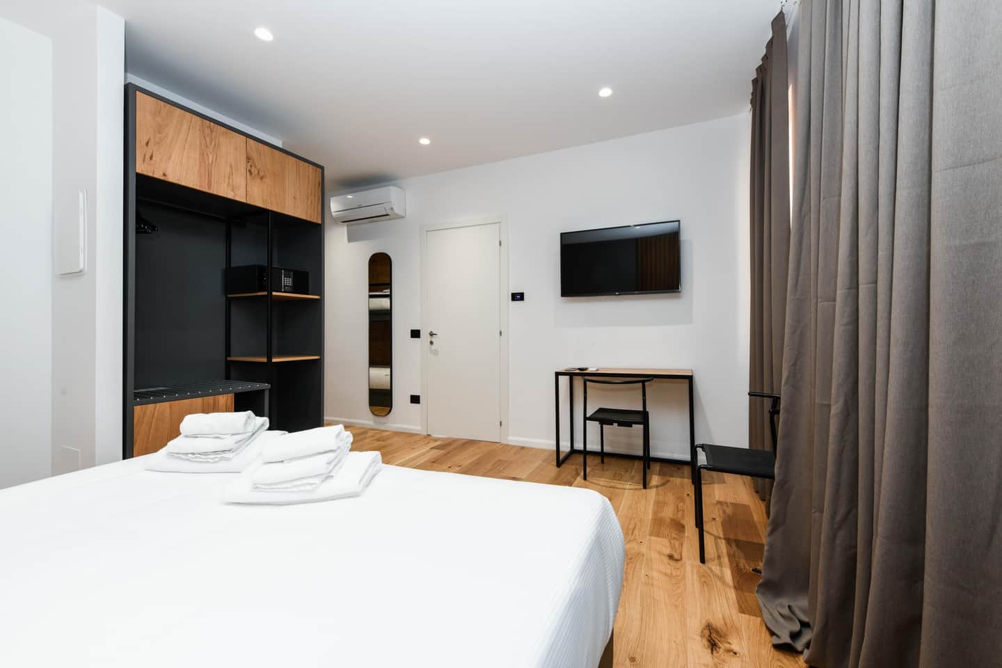 Hotel Arya by Mauro