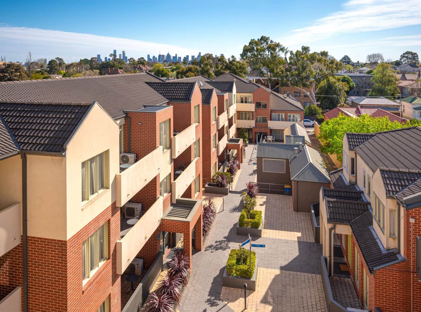 MainStay Suites Kew
