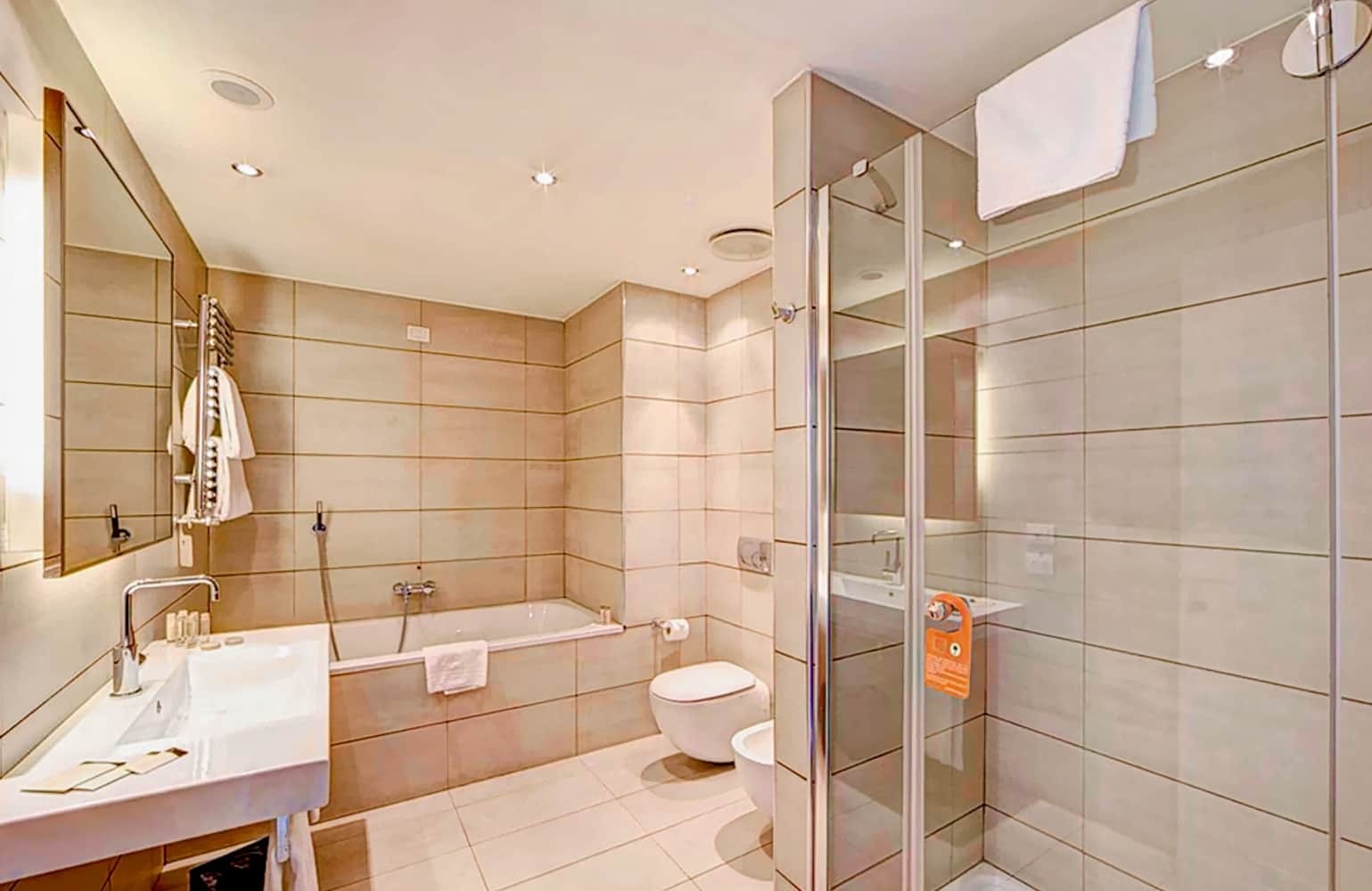 Milan Suite Hotel