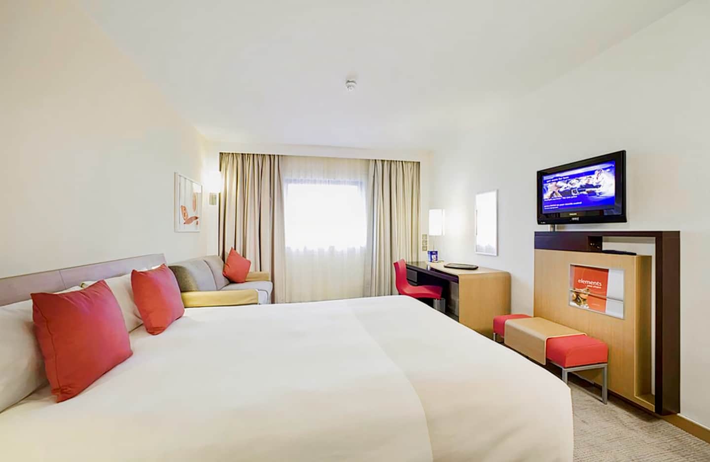 Novotel London Heathrow Airport - M4 Jct 4