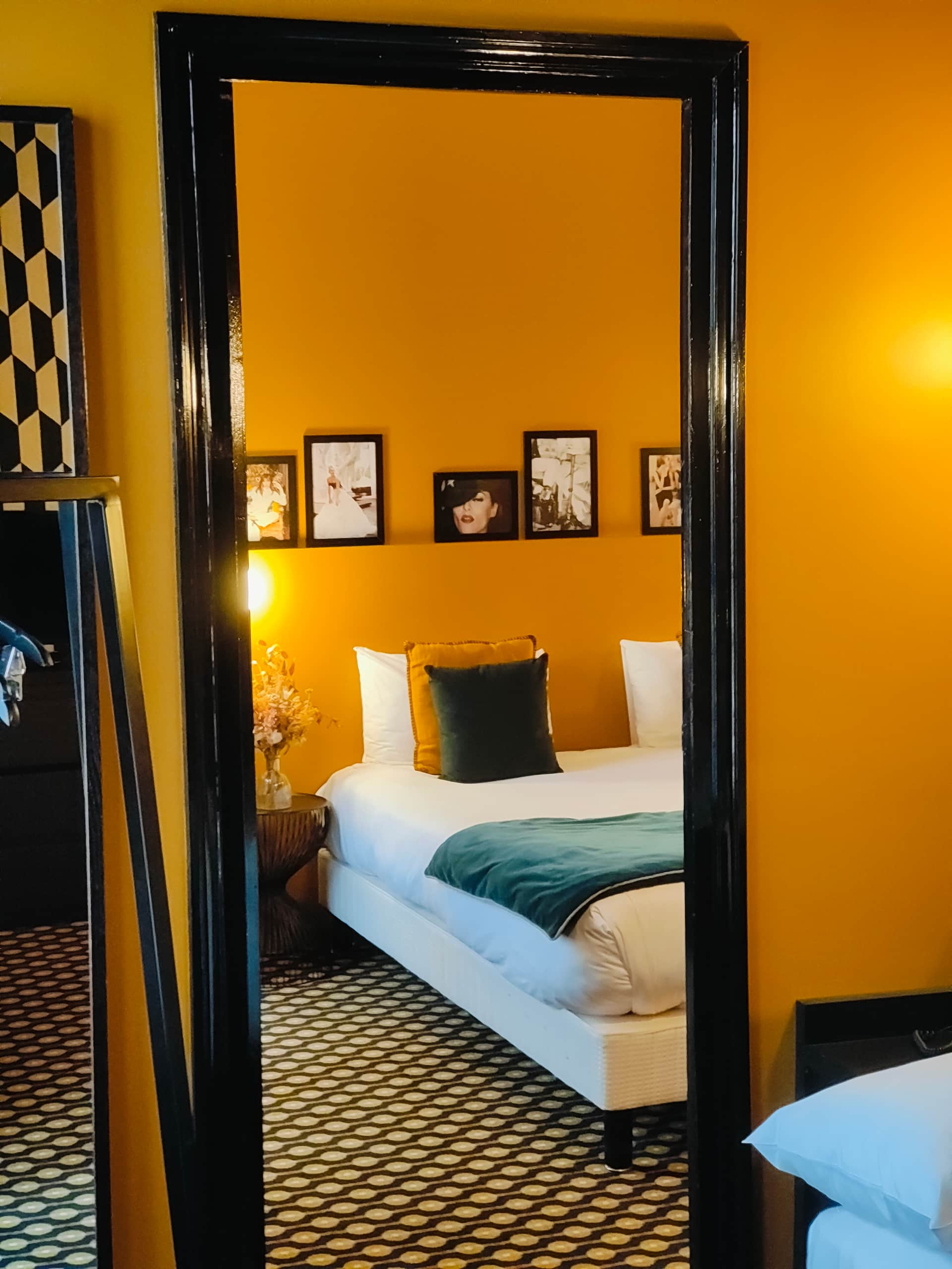 Hôtel Noir
