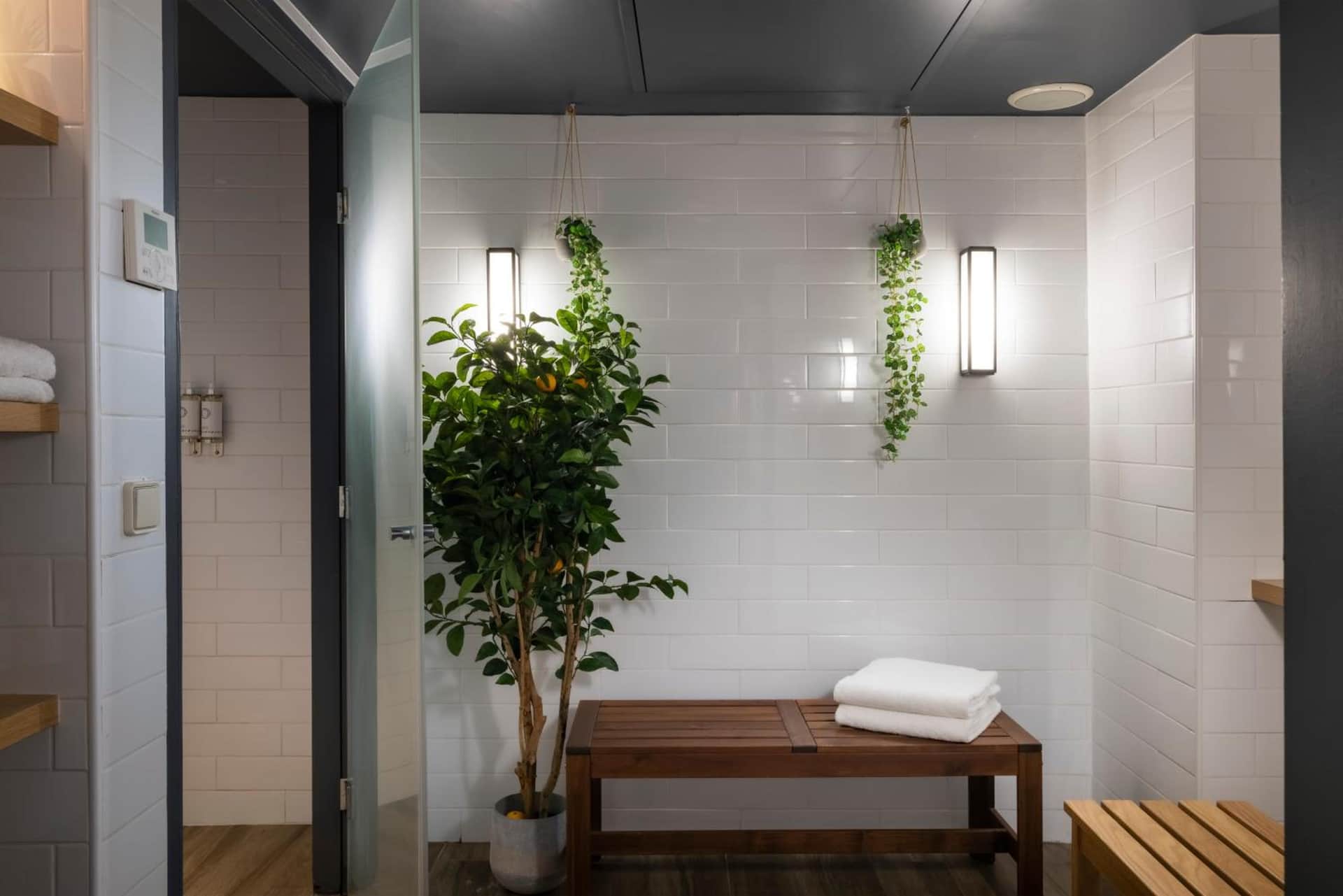 Les Matins de Paris & Spa