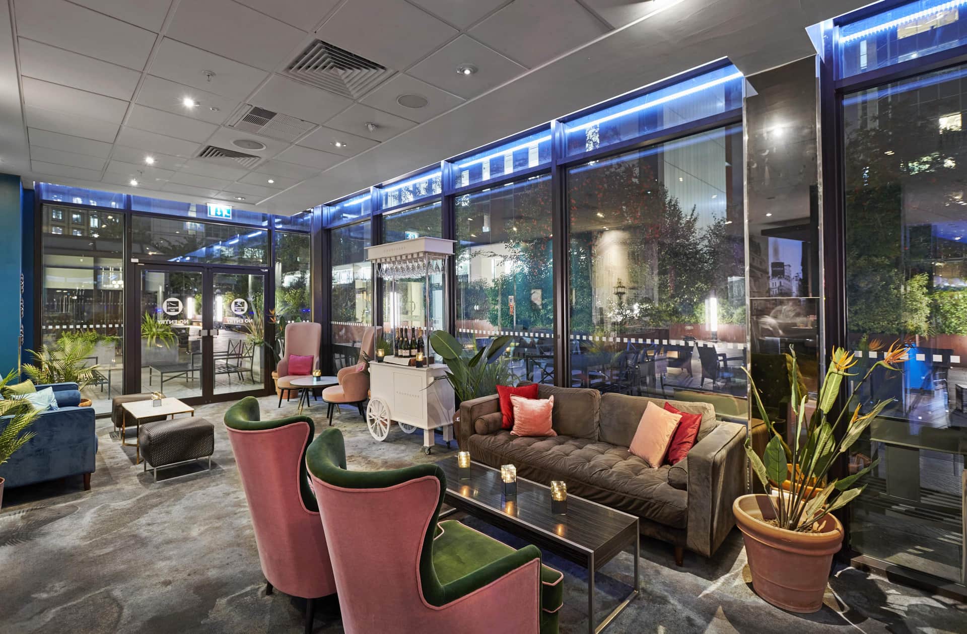 Novotel London West