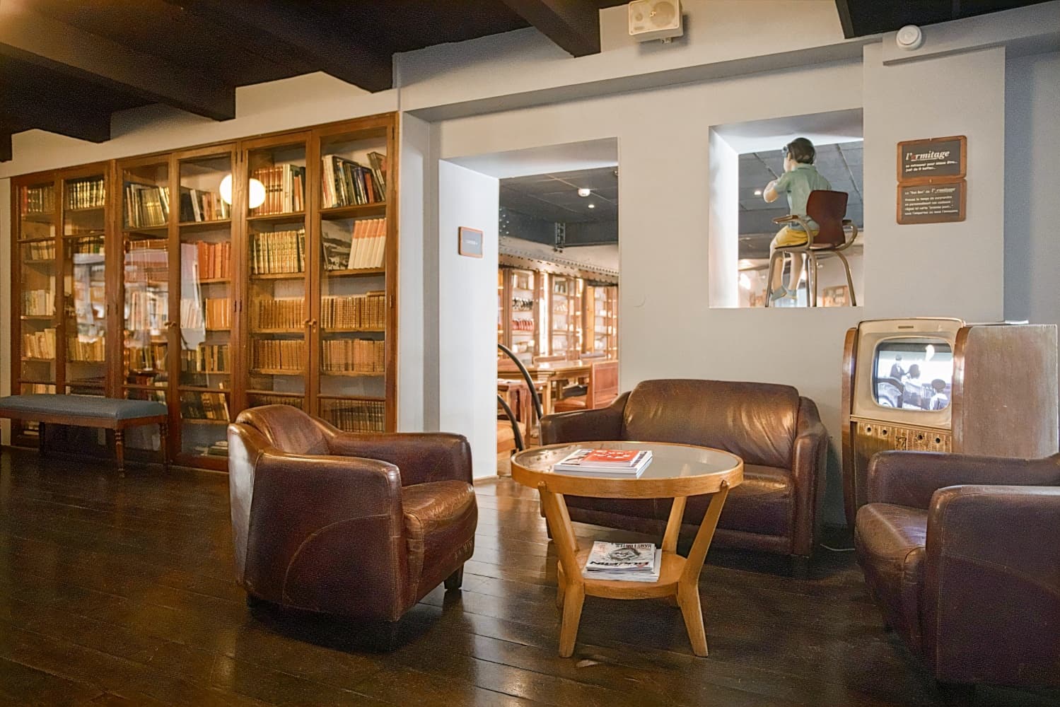 Collège Hôtel (old)