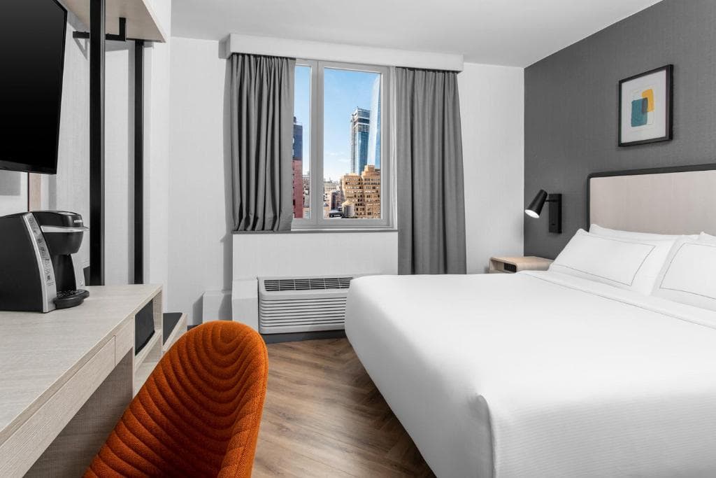 Voco Times Square South, an IHG Hotel