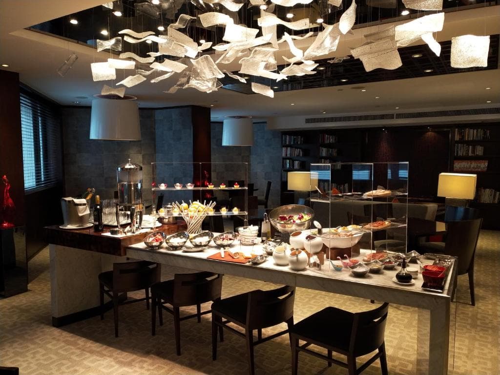 Gateway Hotel, Hong Kong