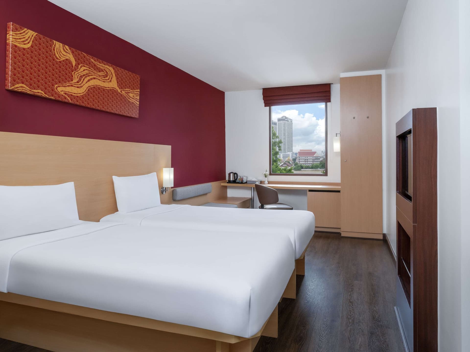ibis Bangkok Riverside