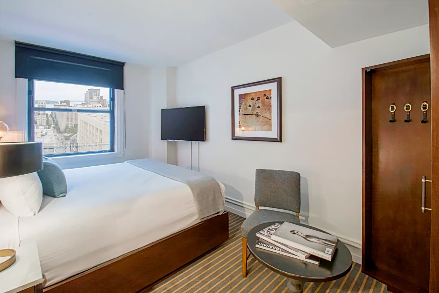 Hotel Theodore