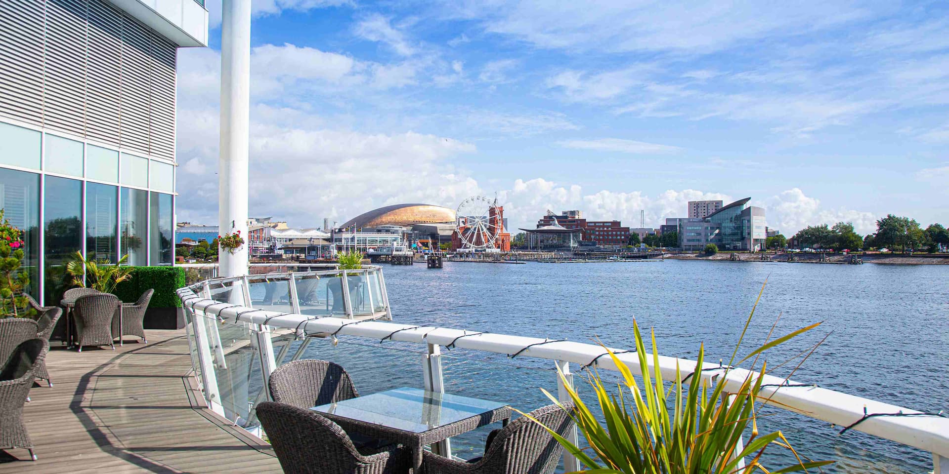 voco St. David's Cardiff, an IHG Hotel