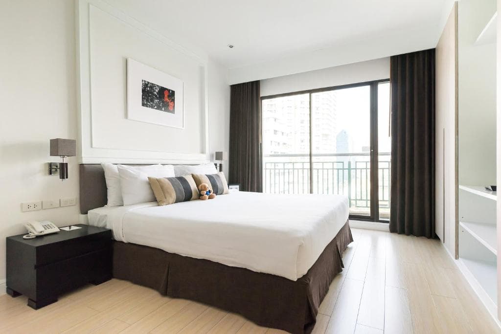 Somerset Park Suanplu