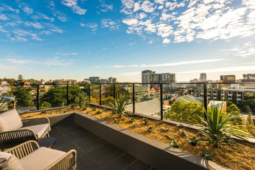 Kennigo Hotel Brisbane, Independent Collection by EVT