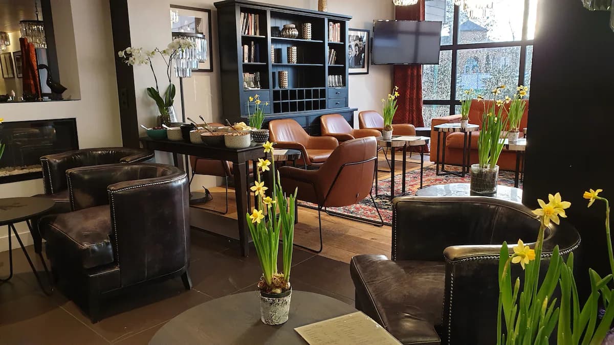 Hôtel Acadie Éragny