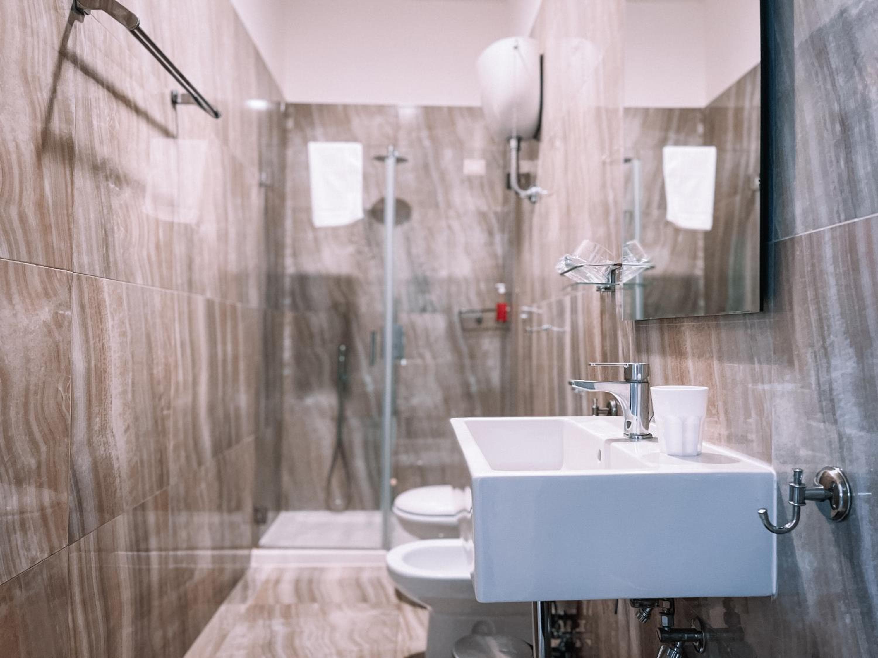 NeapolitanTrips Hotel (Ostello Bello Napoli)