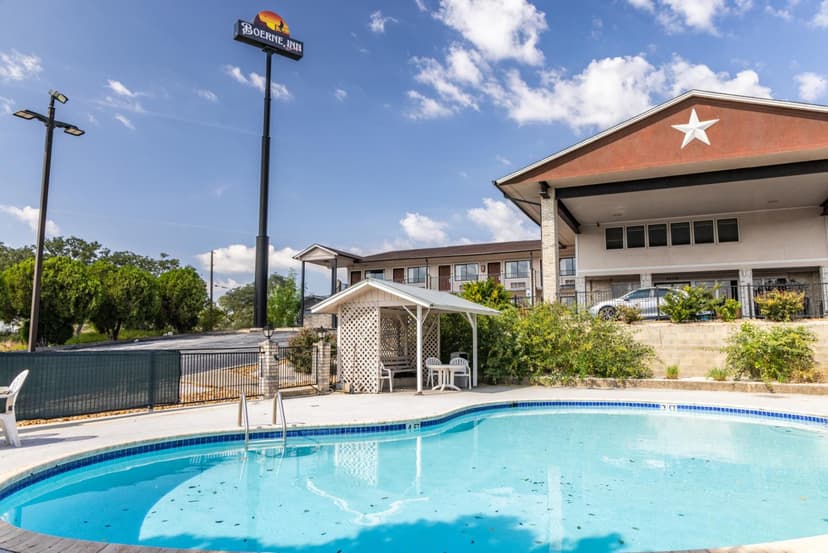 Boerne Inn and Suites