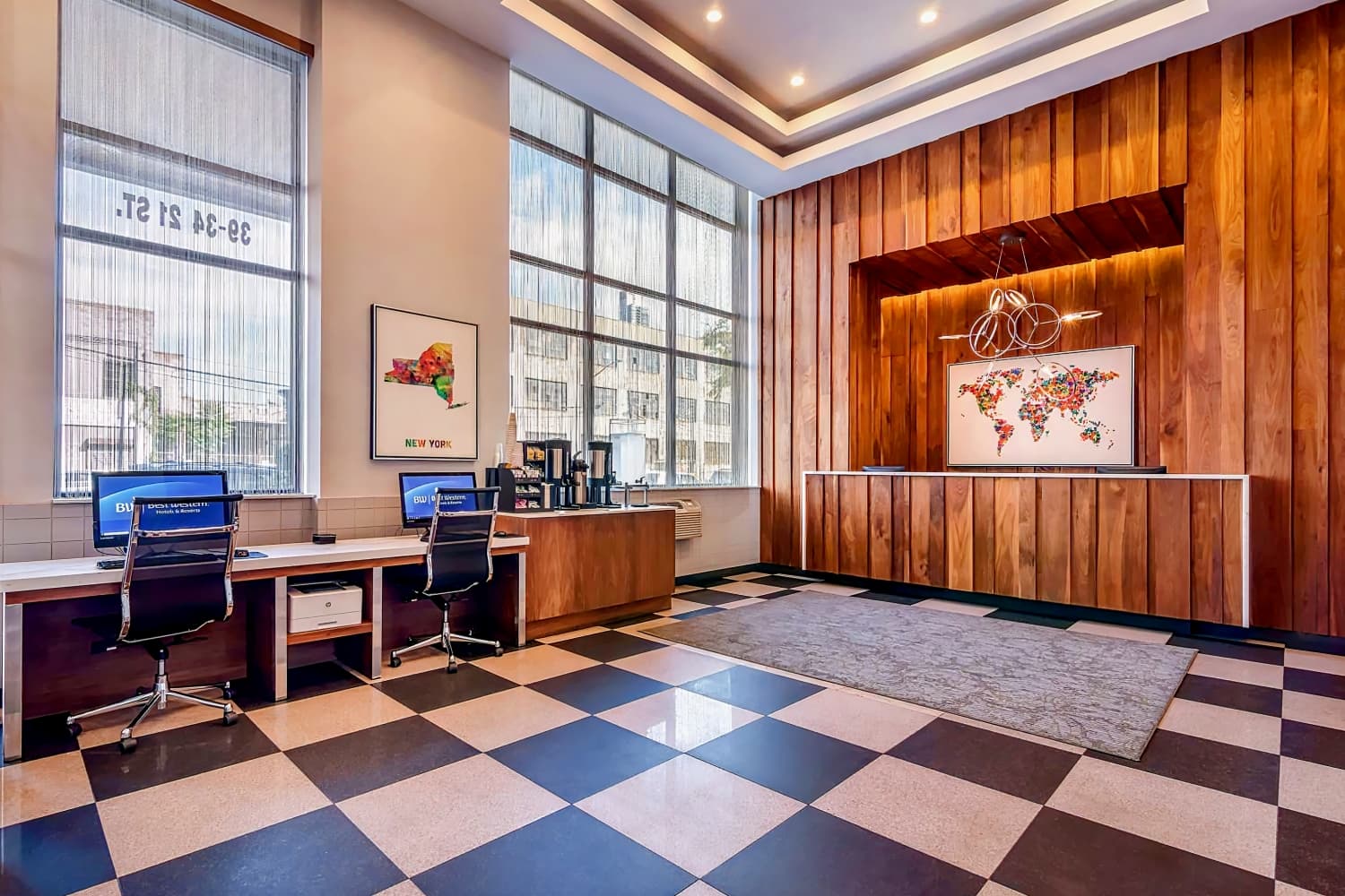 Best Western Plus Plaza Hotel