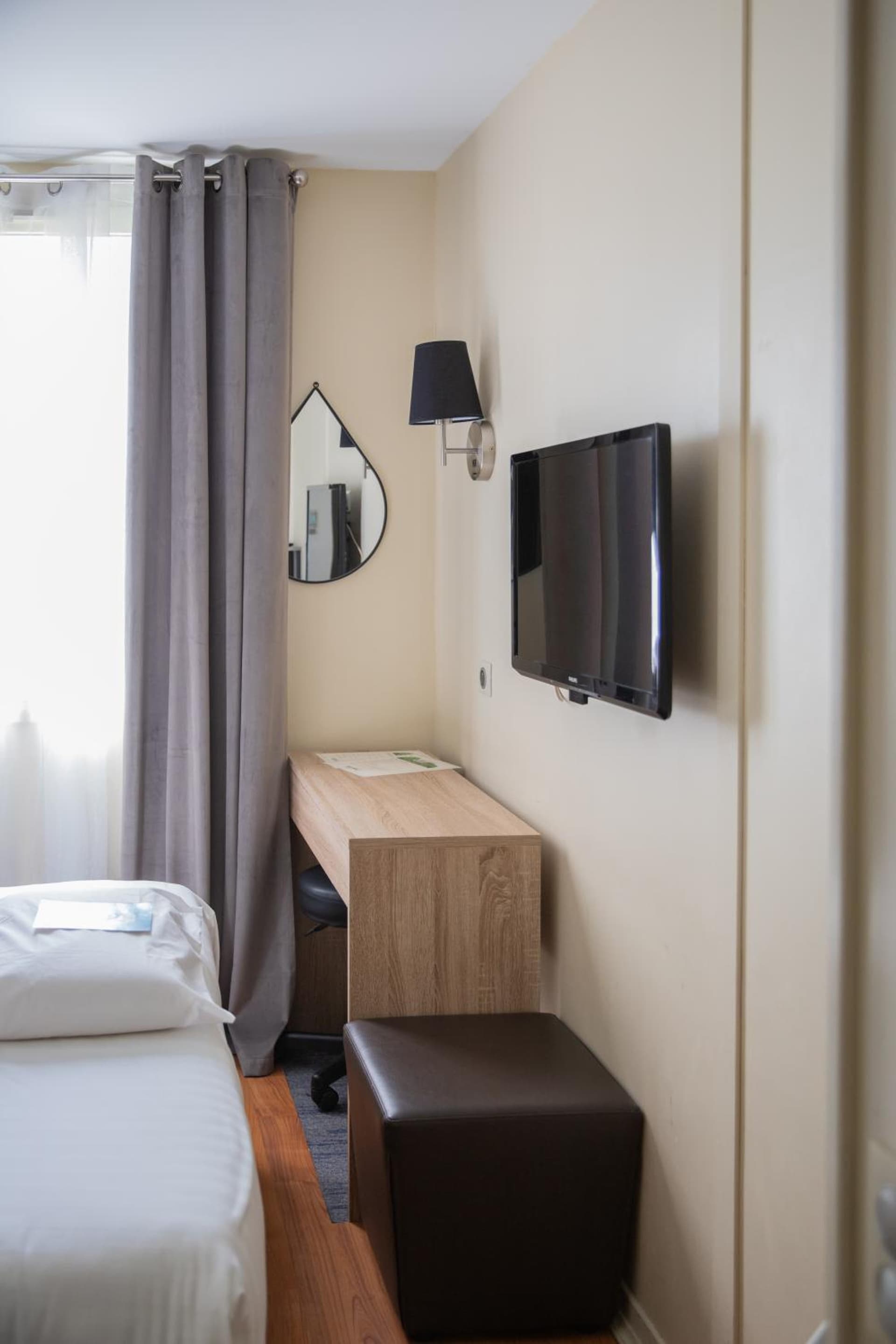 Brit Hotel Confort Nîmes Ouest