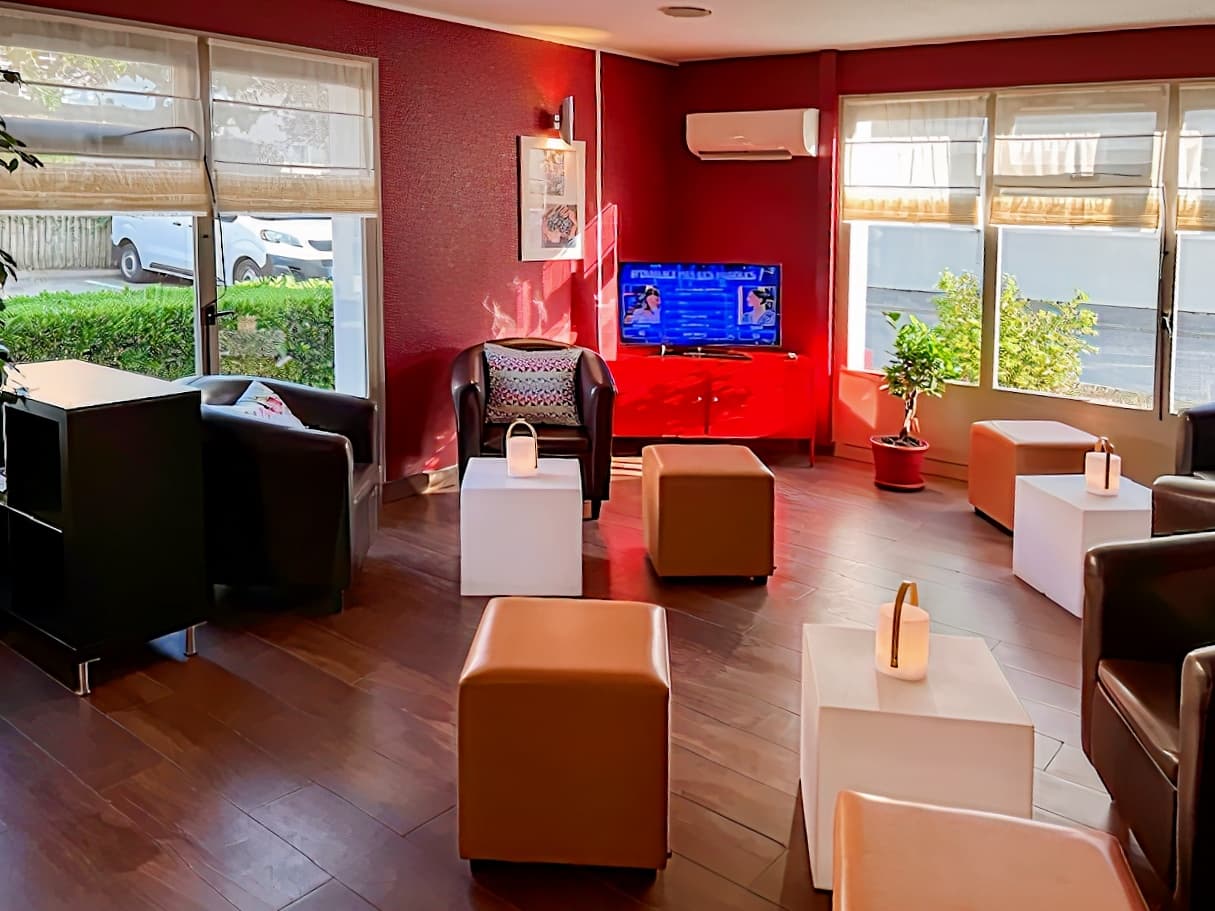 Campanile Montelimar - Les Tourrettes