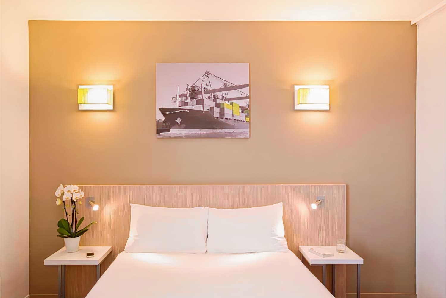 Adagio Access Le Havre Les Docks Aparthotel