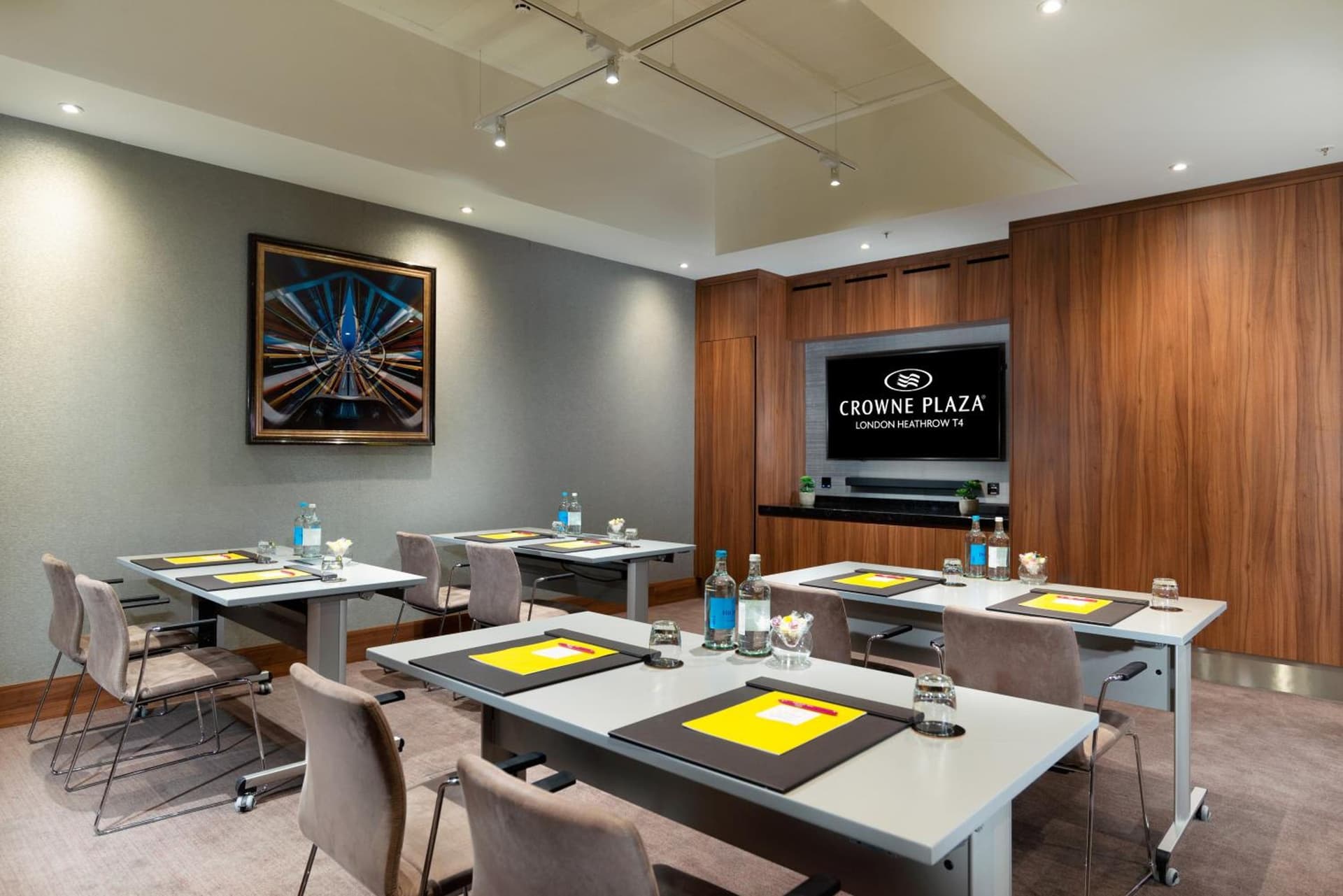 Crowne Plaza London Heathrow T4, an IHG Hotel