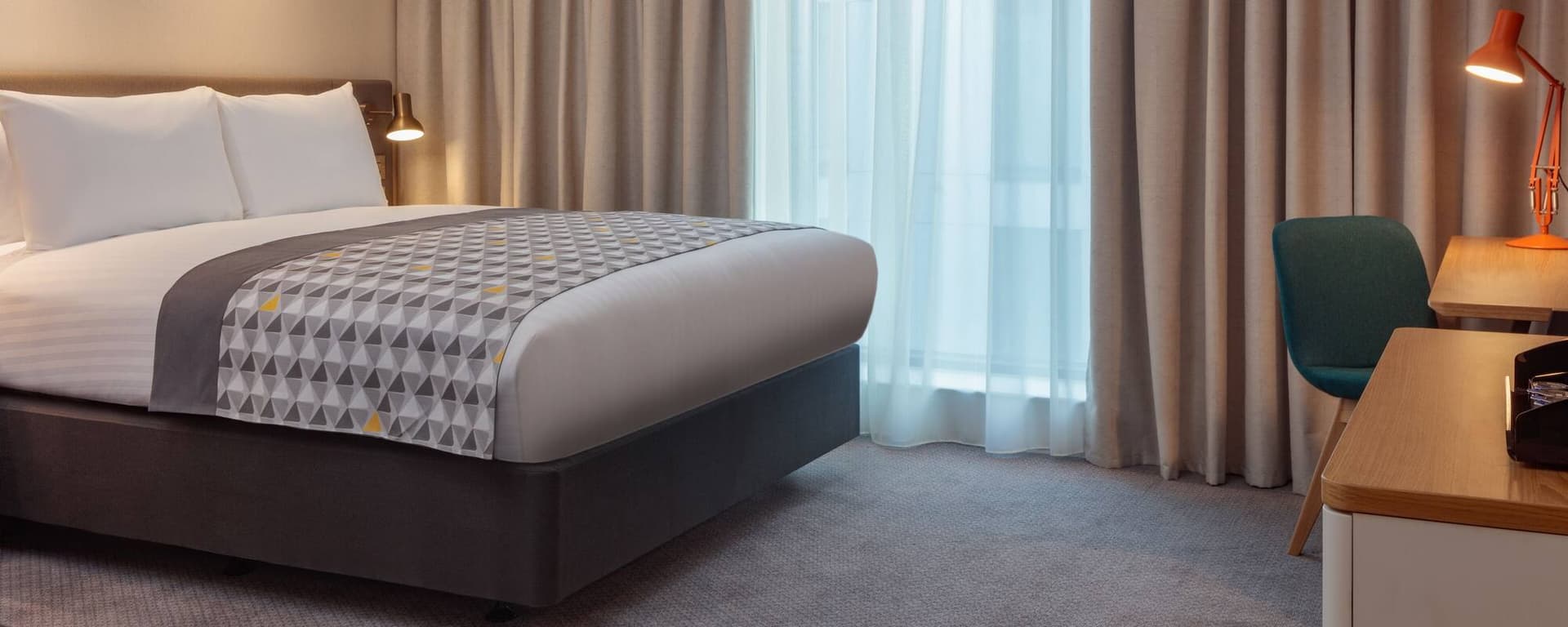 Holiday Inn London Heathrow - Bath Road by IHG