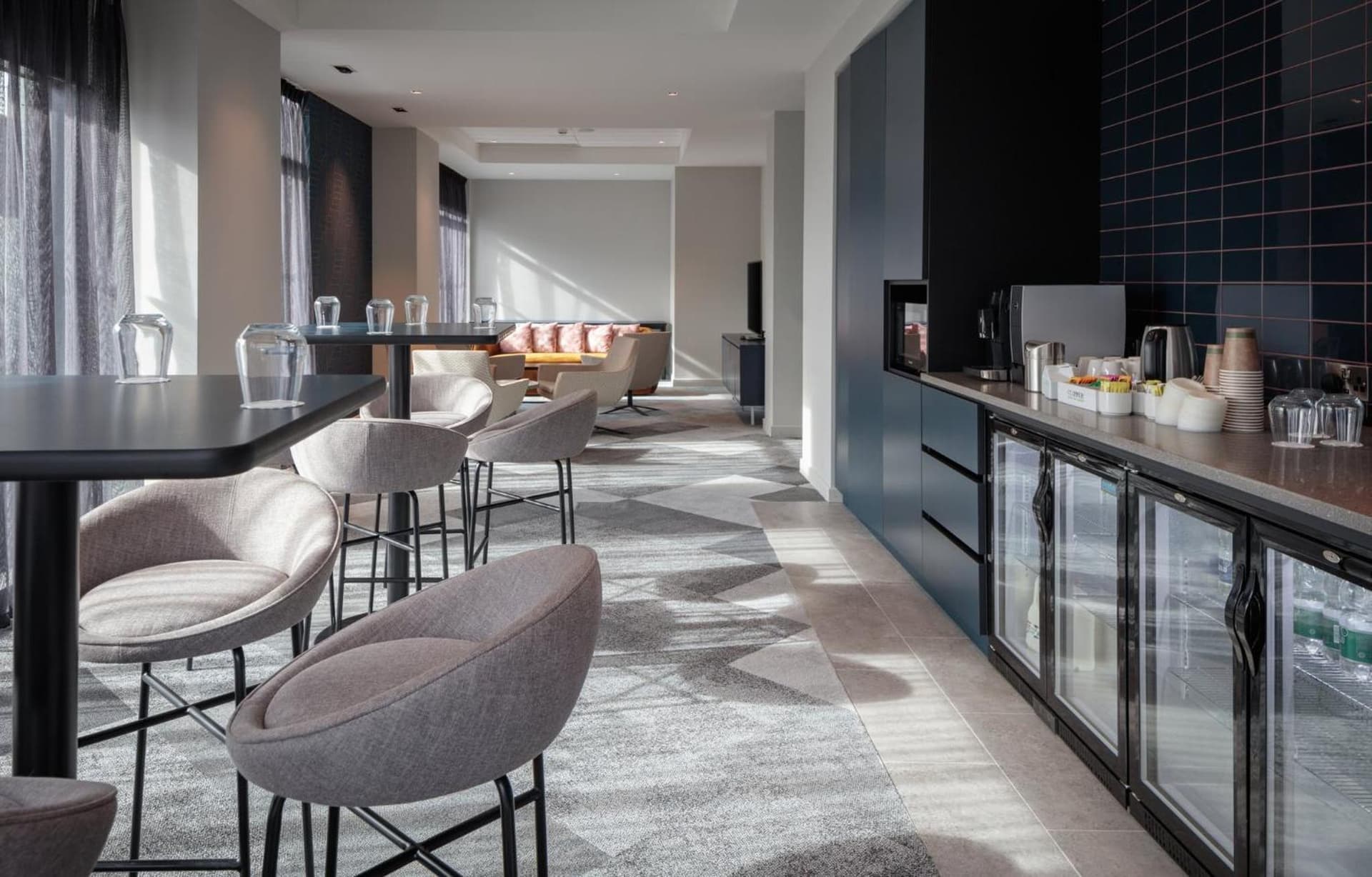 Holiday Inn London Heathrow - Bath Road by IHG