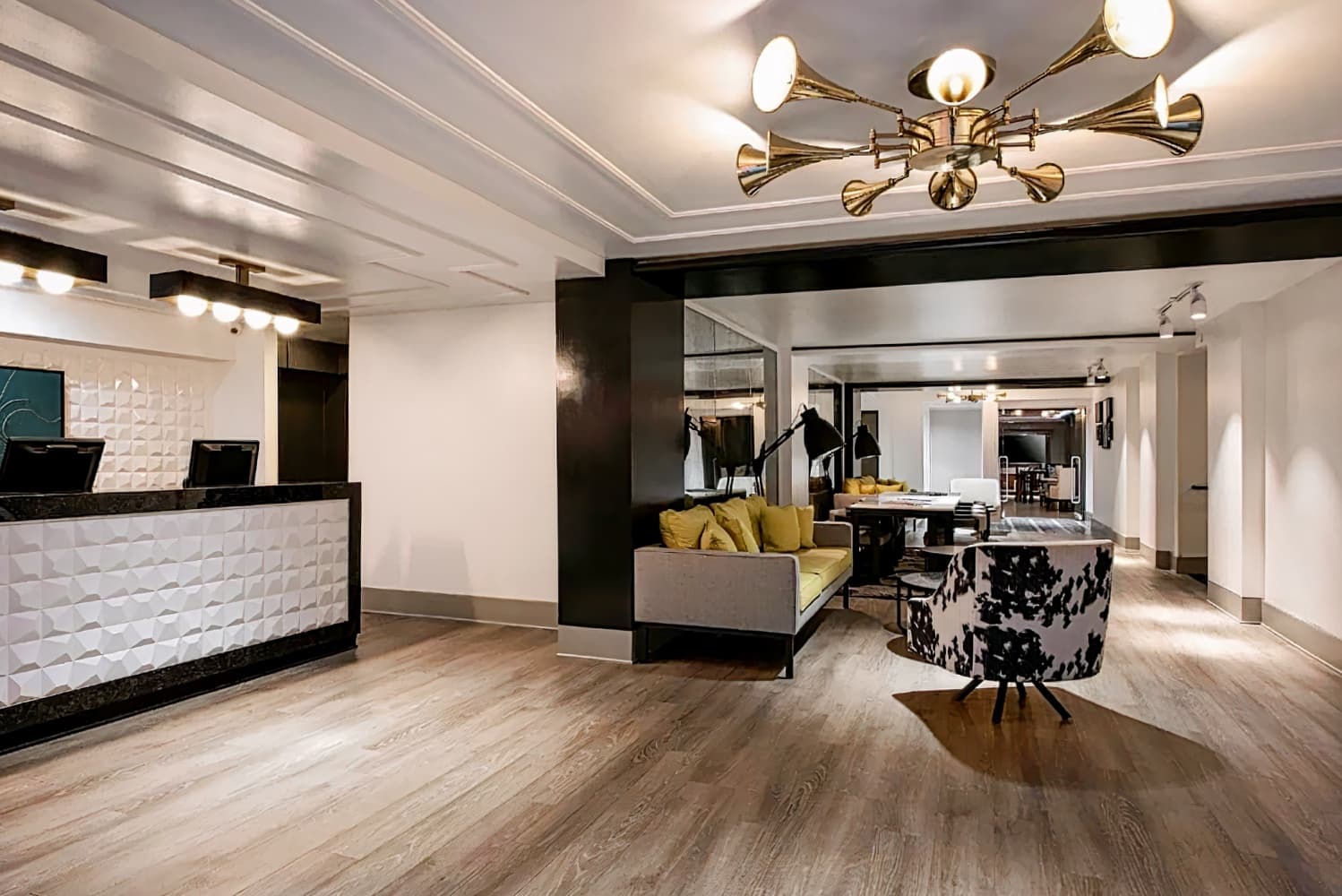 Montrose All Suites Hotel at Beverly Hills