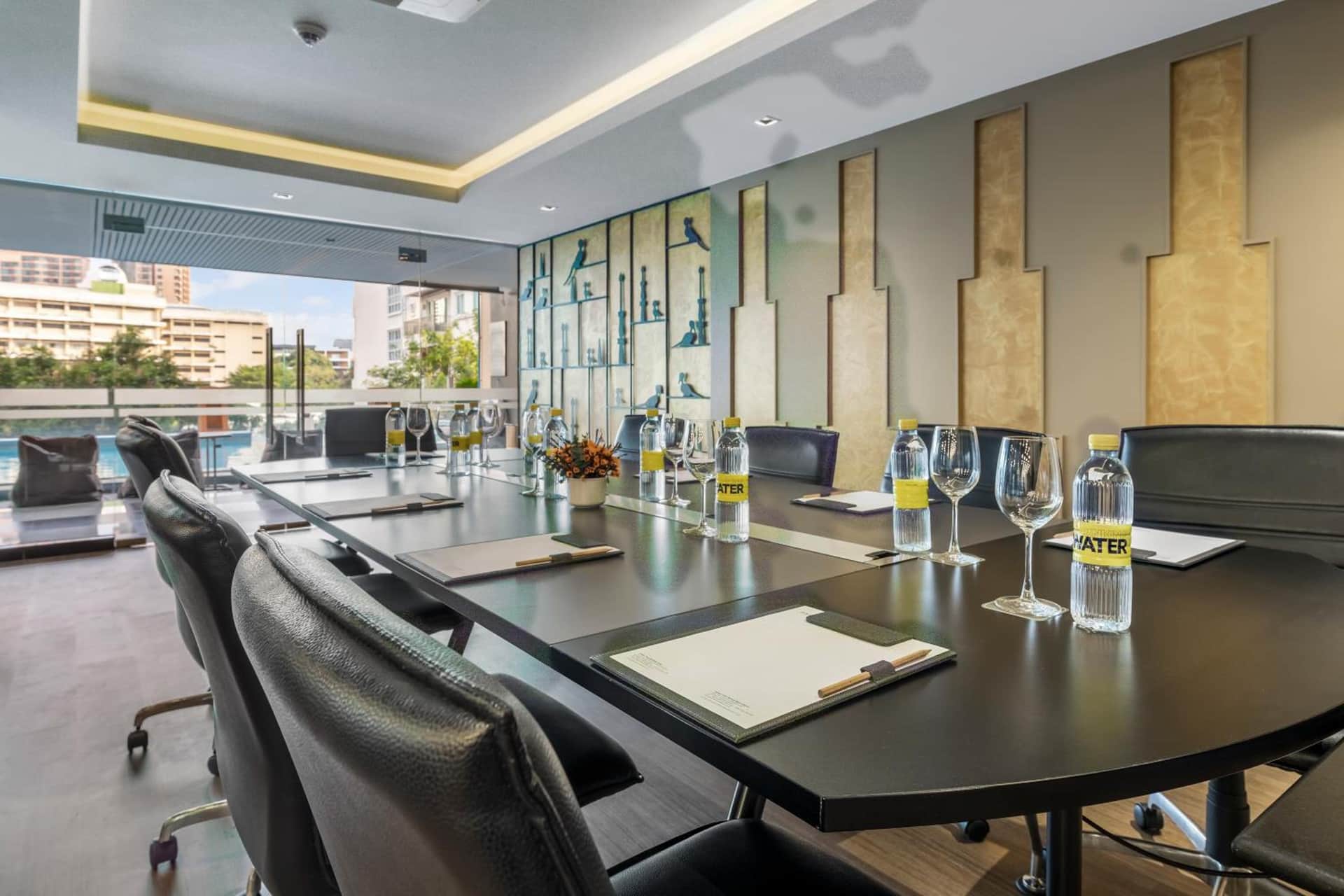 Golden Tulip Mandison Suites
