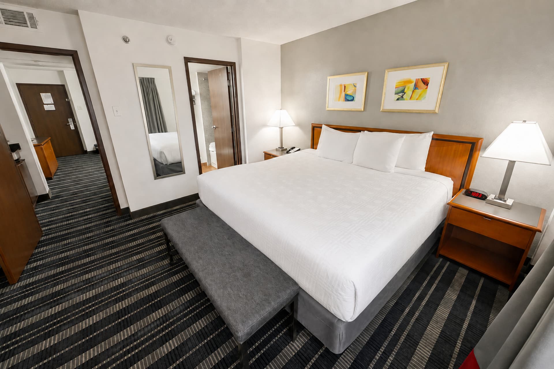 Atrium Hotel & Suites DFW Airport