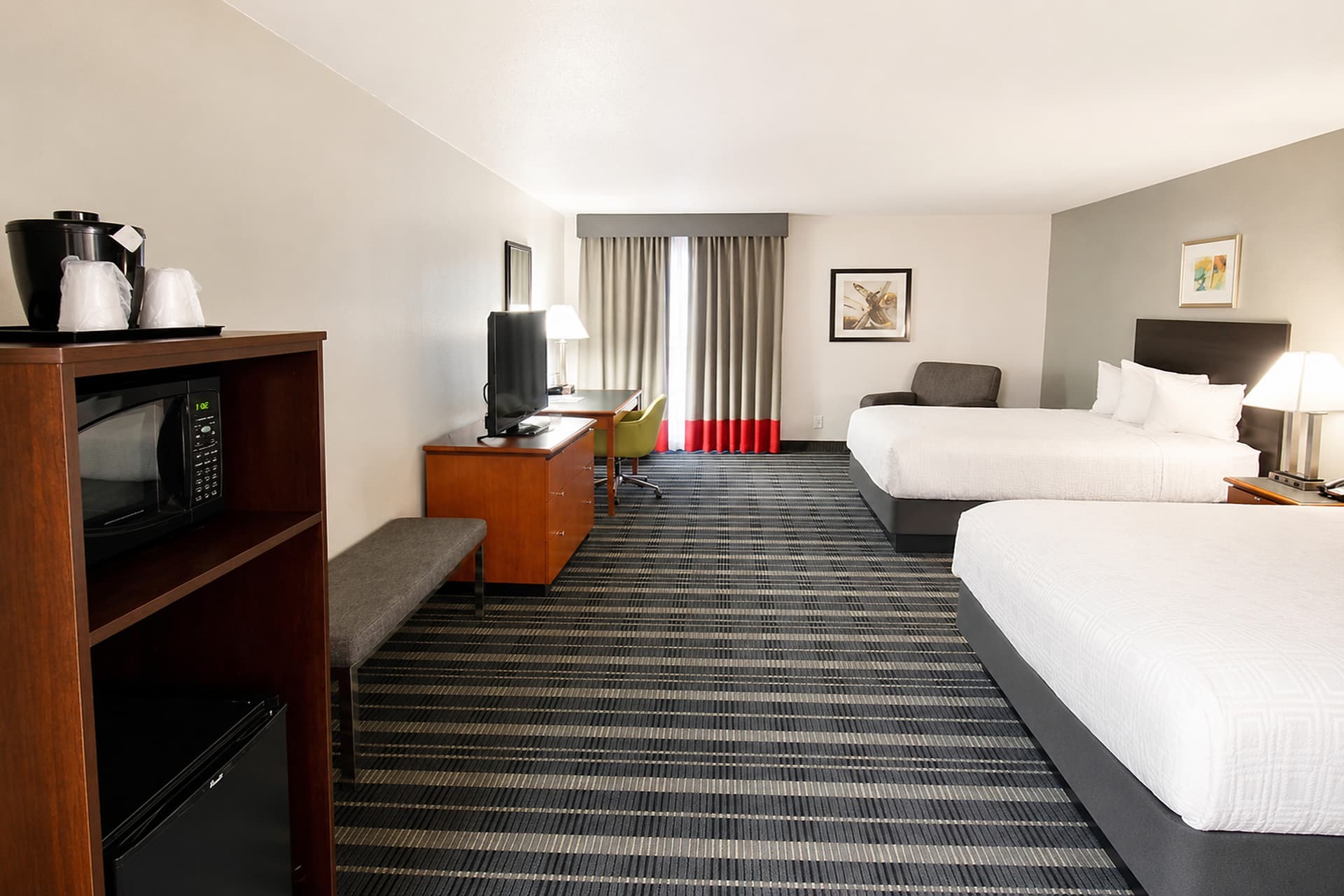 Atrium Hotel & Suites DFW Airport