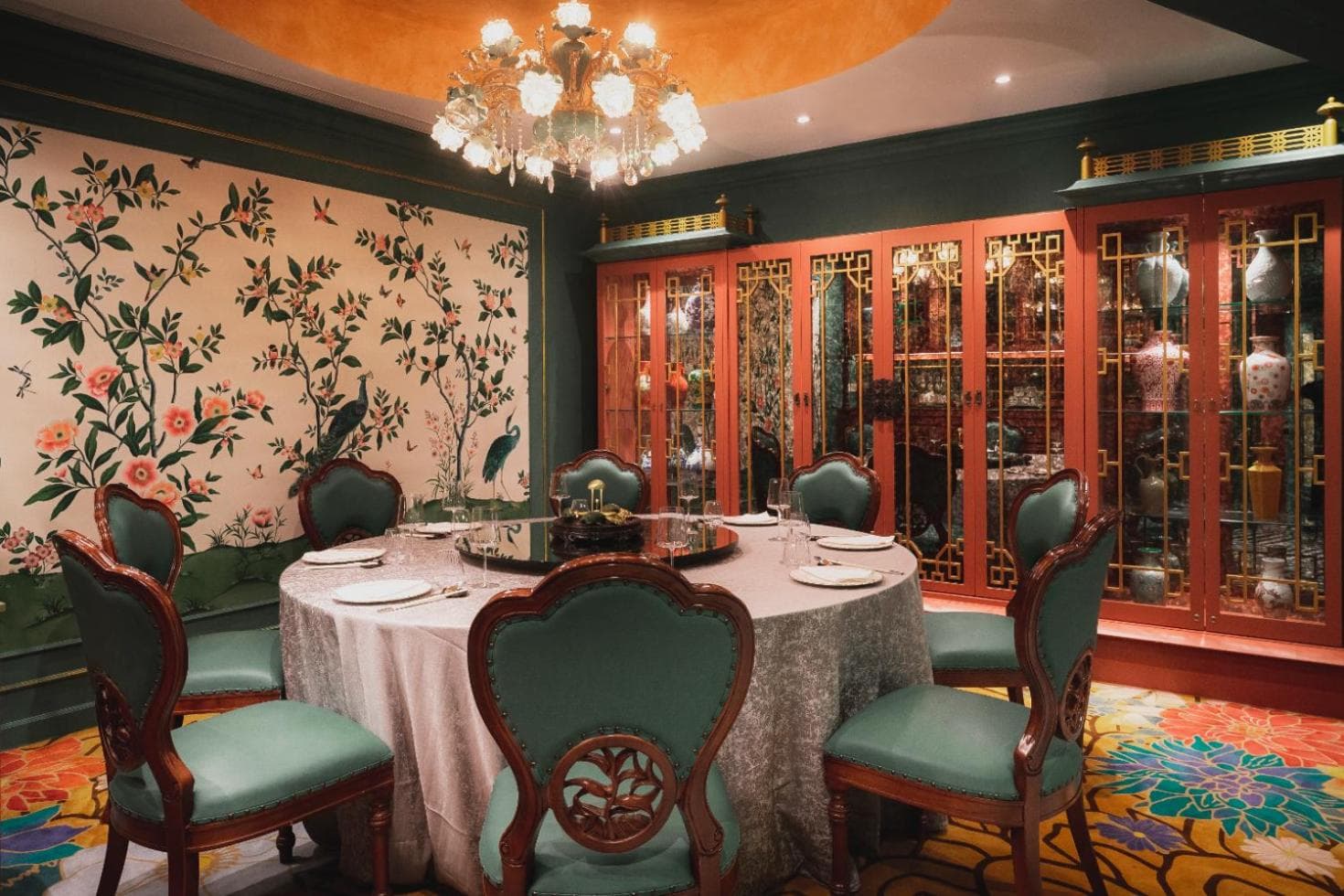 Lan Kwai Fong Hotel @ Kau U Fong