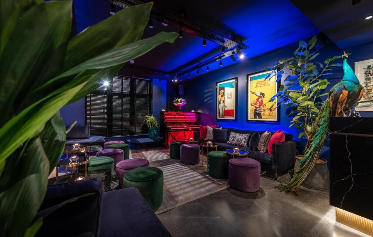 Hux Hotel