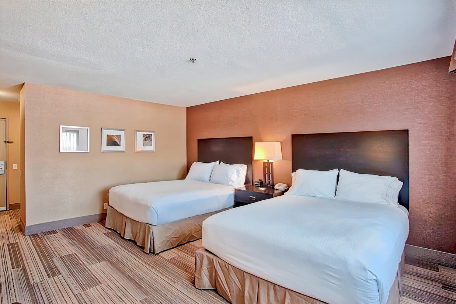 Holiday Inn Express Costa Mesa