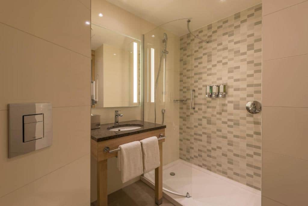 Hampton by Hilton Frankfurt Airport