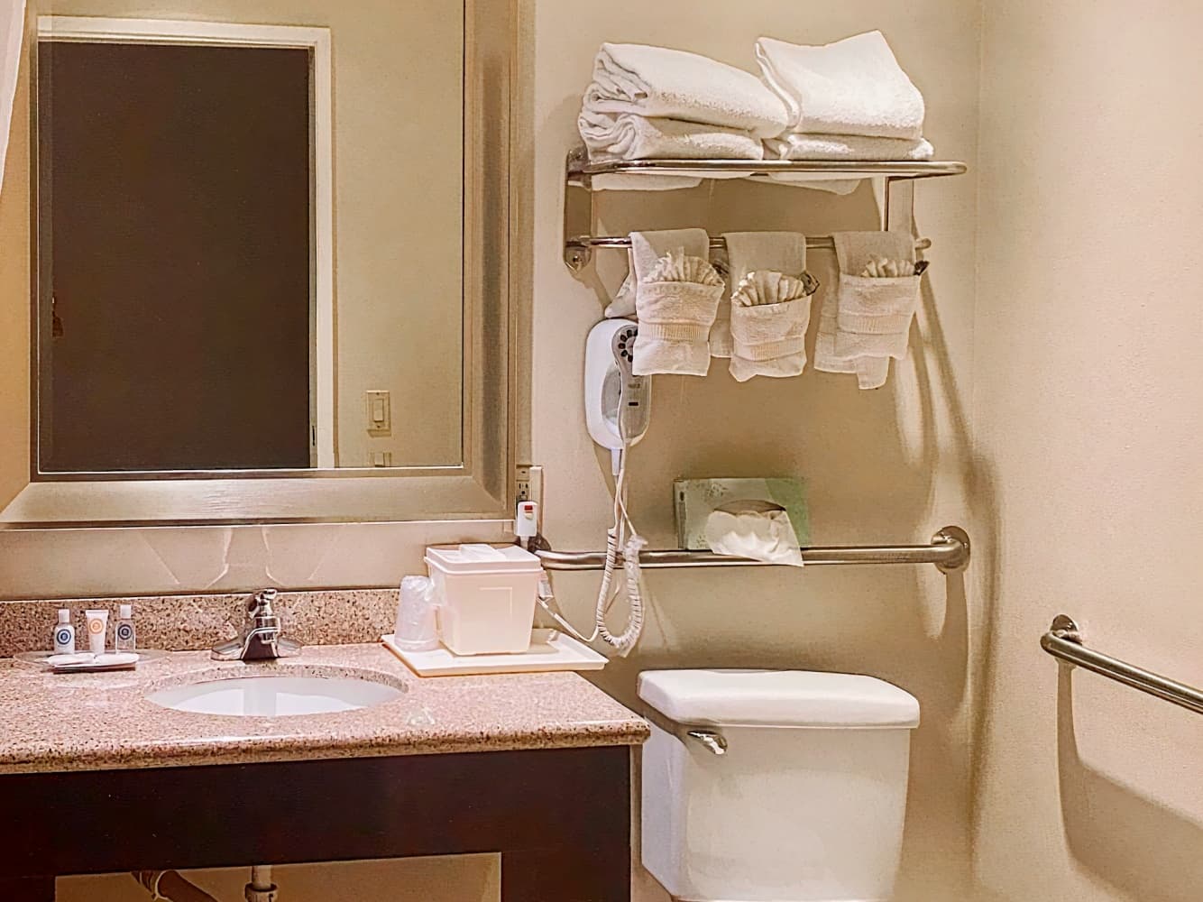 Comfort Suites Oceanside Camp Pendleton Area