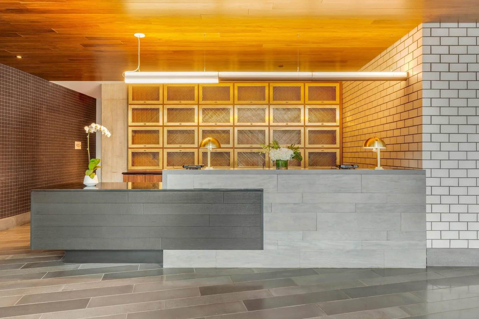 Cambria Hotel Boston Downtown - Seaport