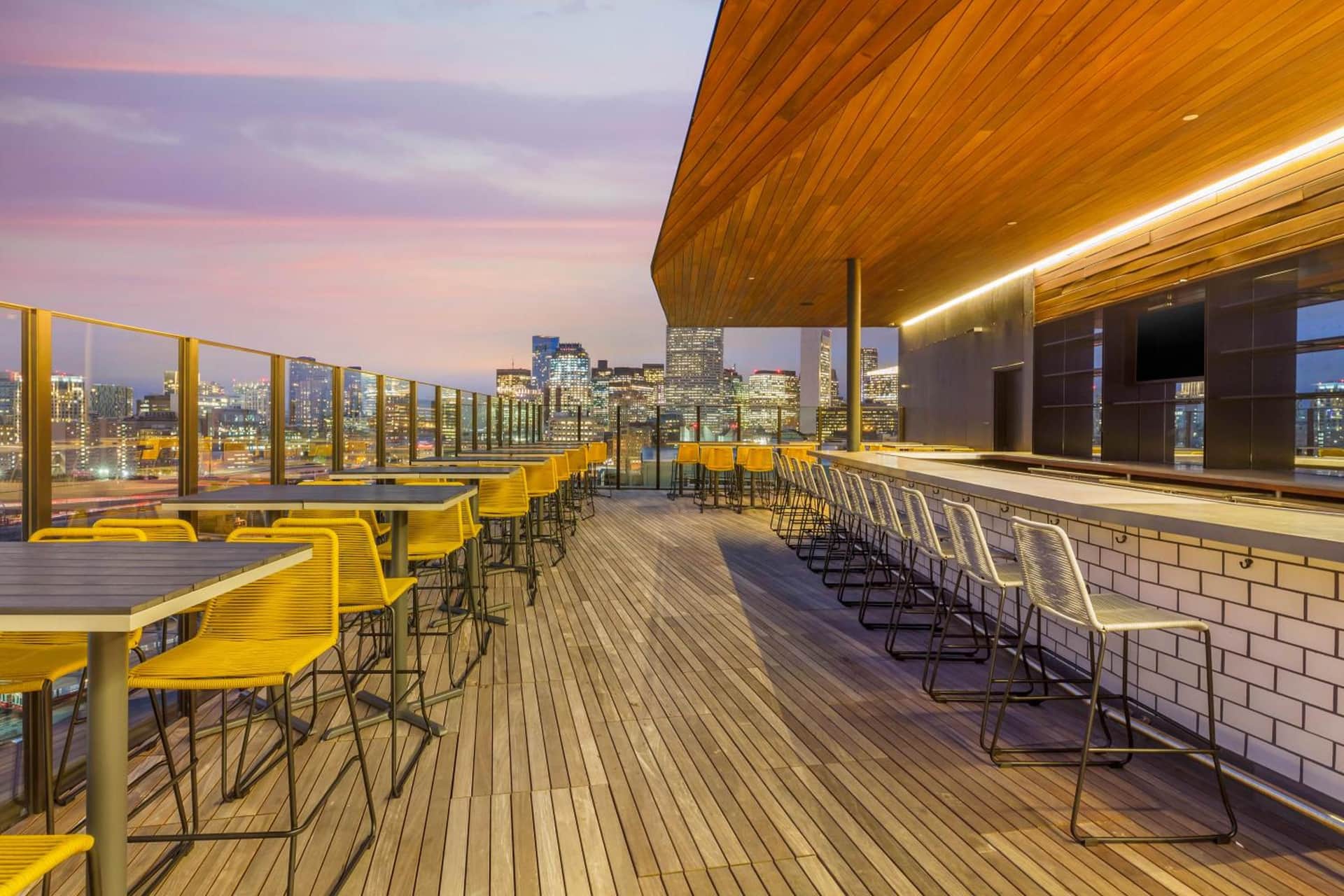 Cambria Hotel Boston Downtown - Seaport