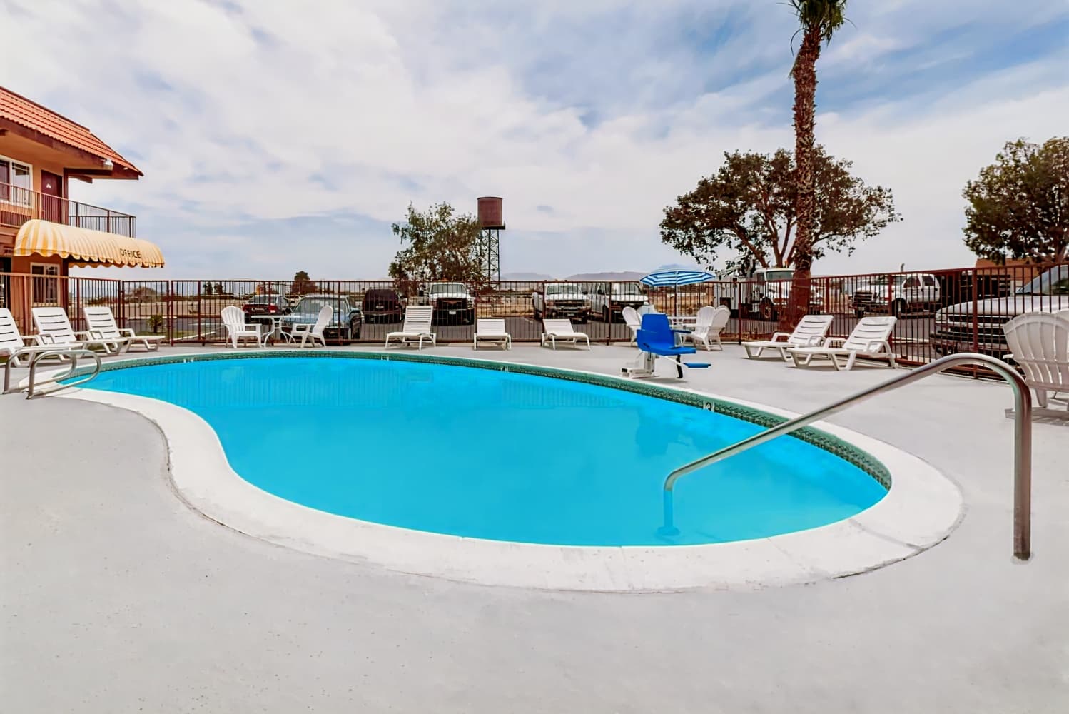 Days Inn by Wyndham Barstow