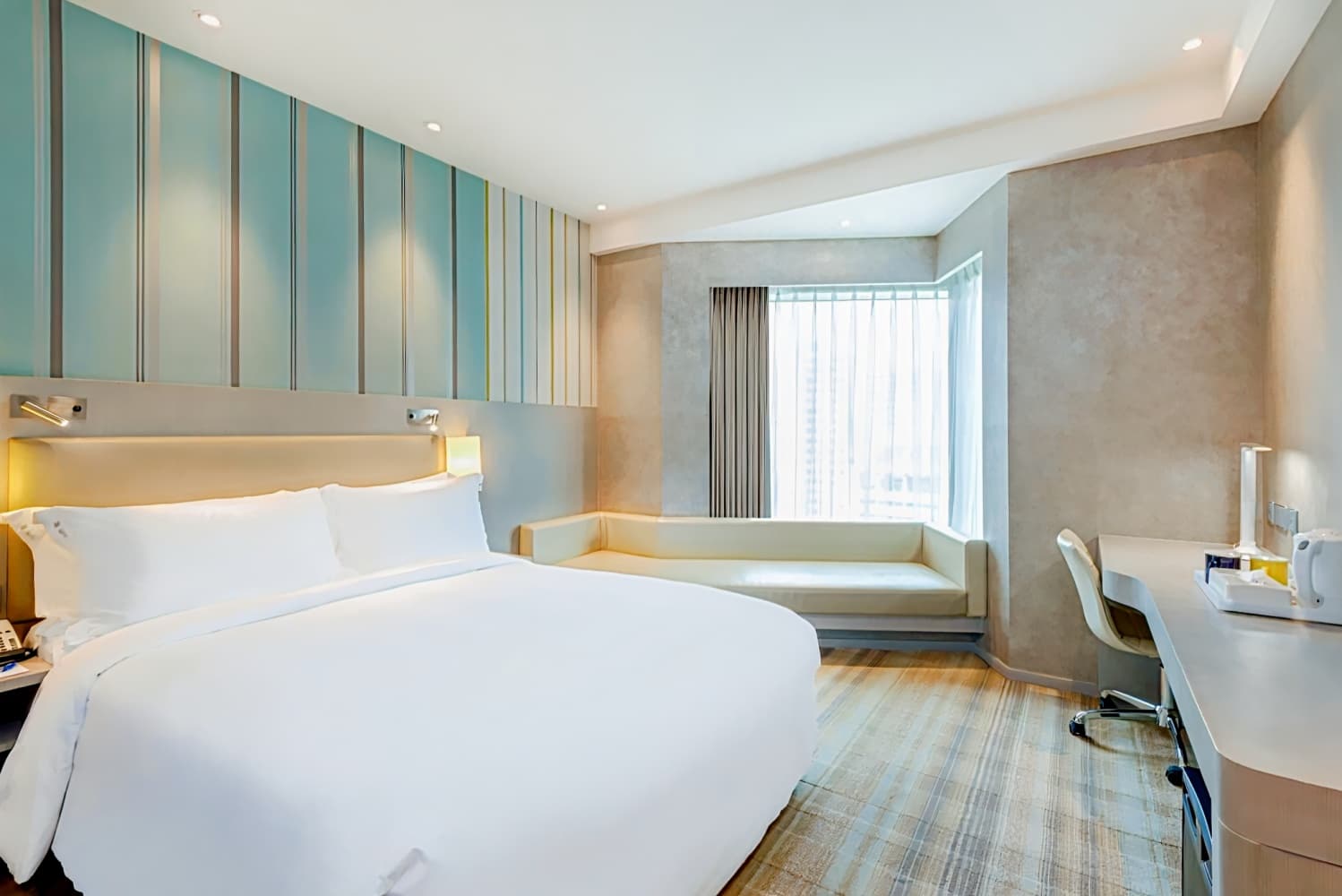 Holiday Inn Express Hong Kong Mongkok, an IHG Hotel