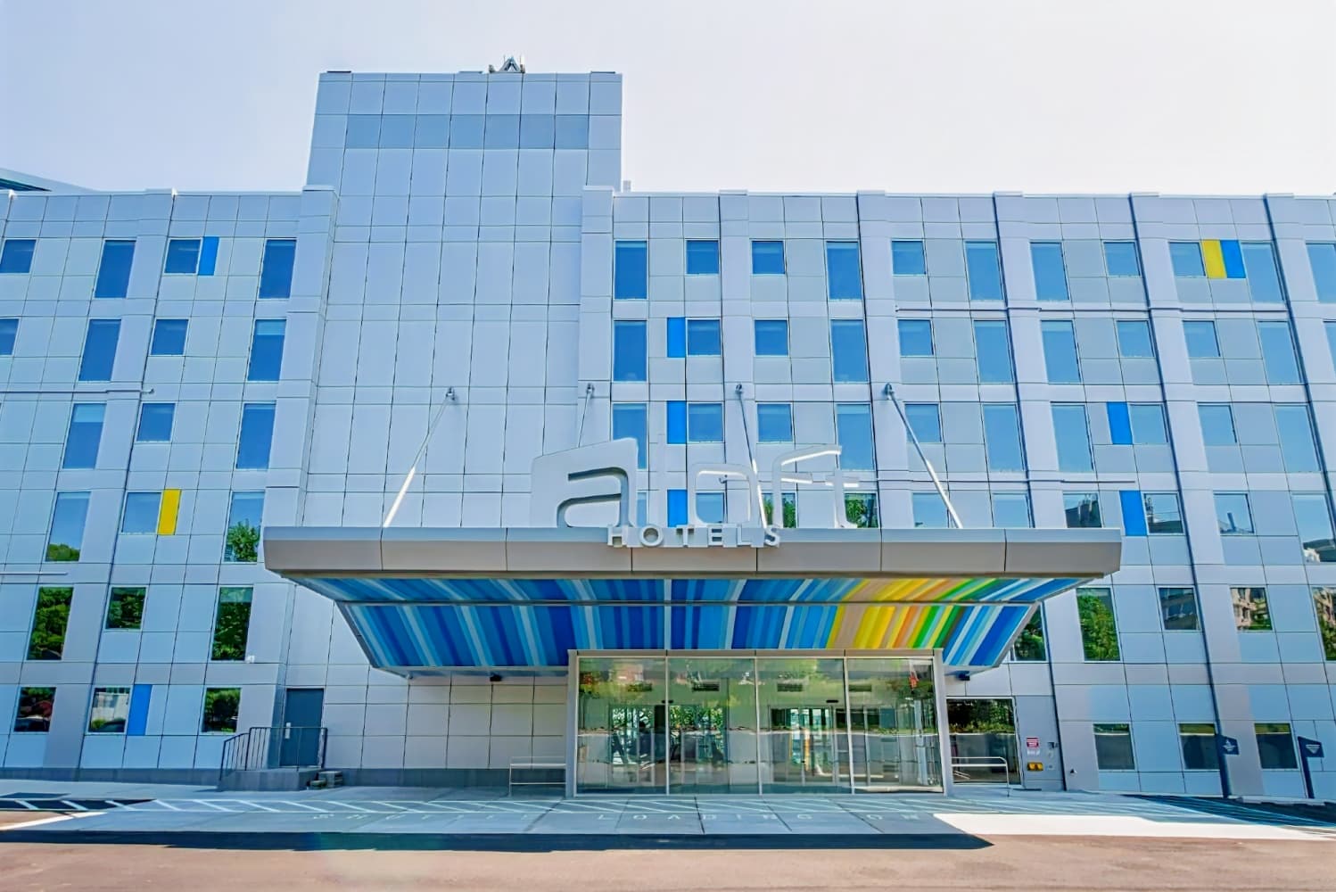 Aloft New York LaGuardia Airport