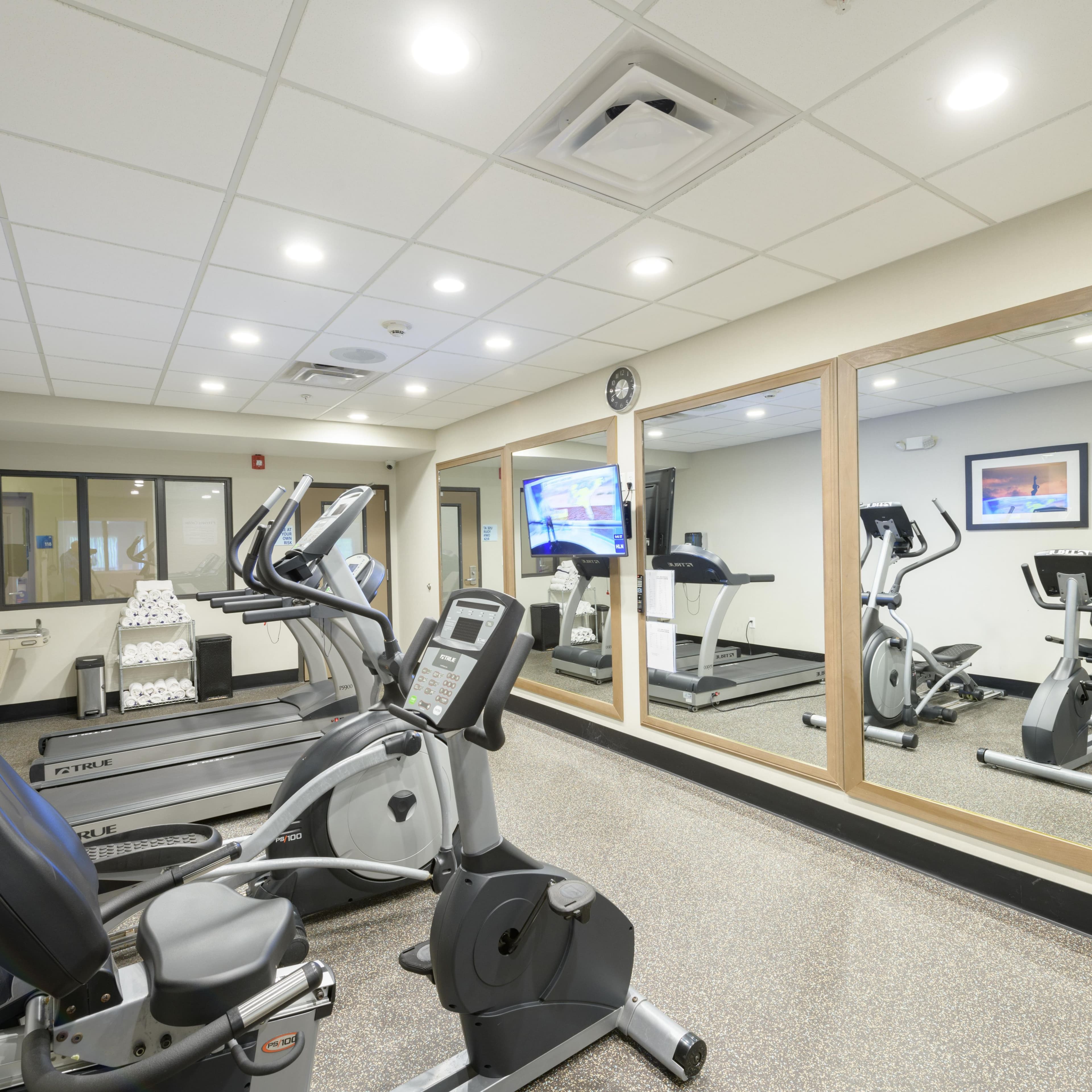 Holiday Inn Express Jamestown