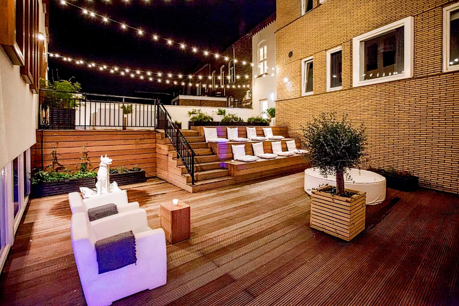 Kaboom Hotel