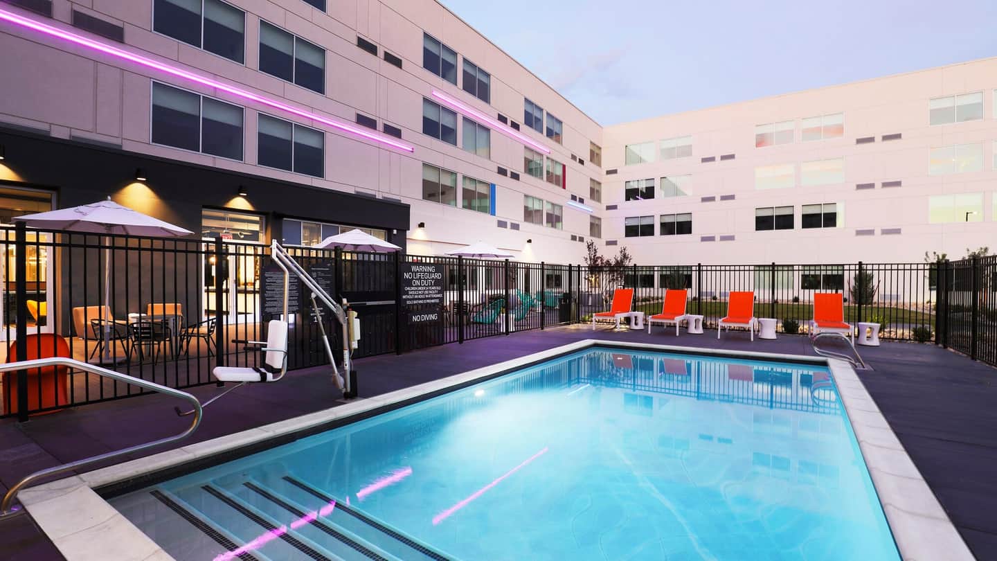 Aloft by Marriott Reno Tahoe International Airport