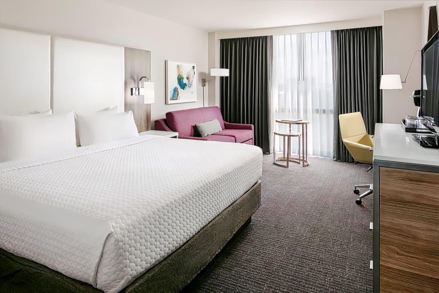 Crowne Plaza Dallas Market Center
