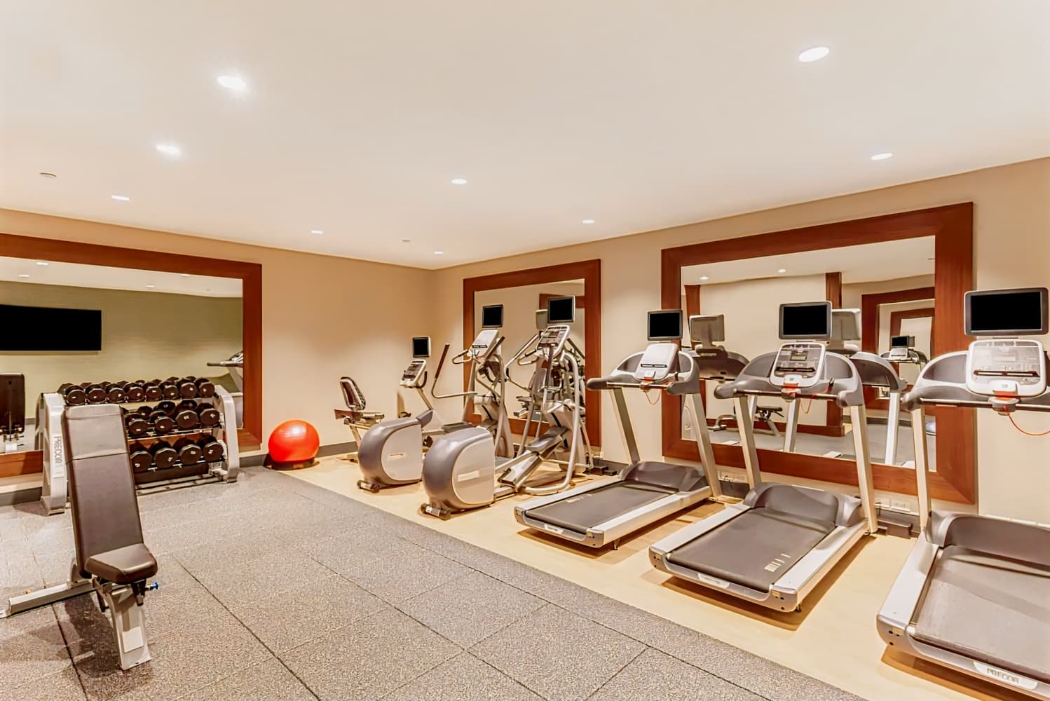 Holiday Inn Charlottesville-Monticello, an IHG Hotel