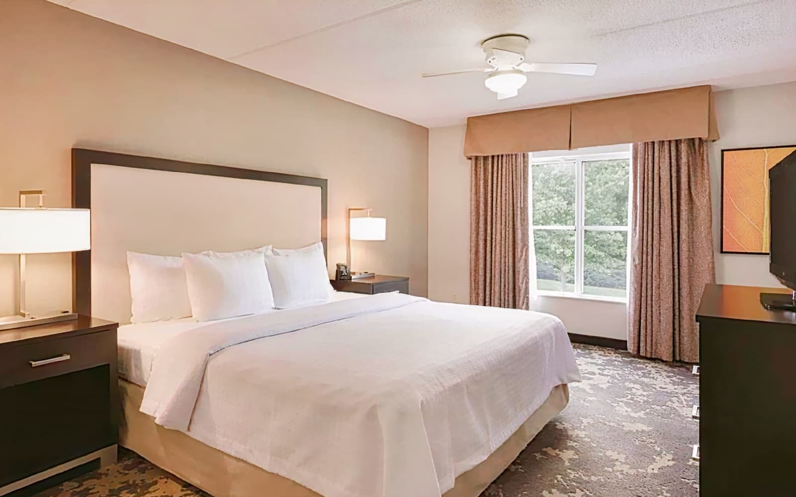 Homewood Suites by Hilton Charlotte Airport