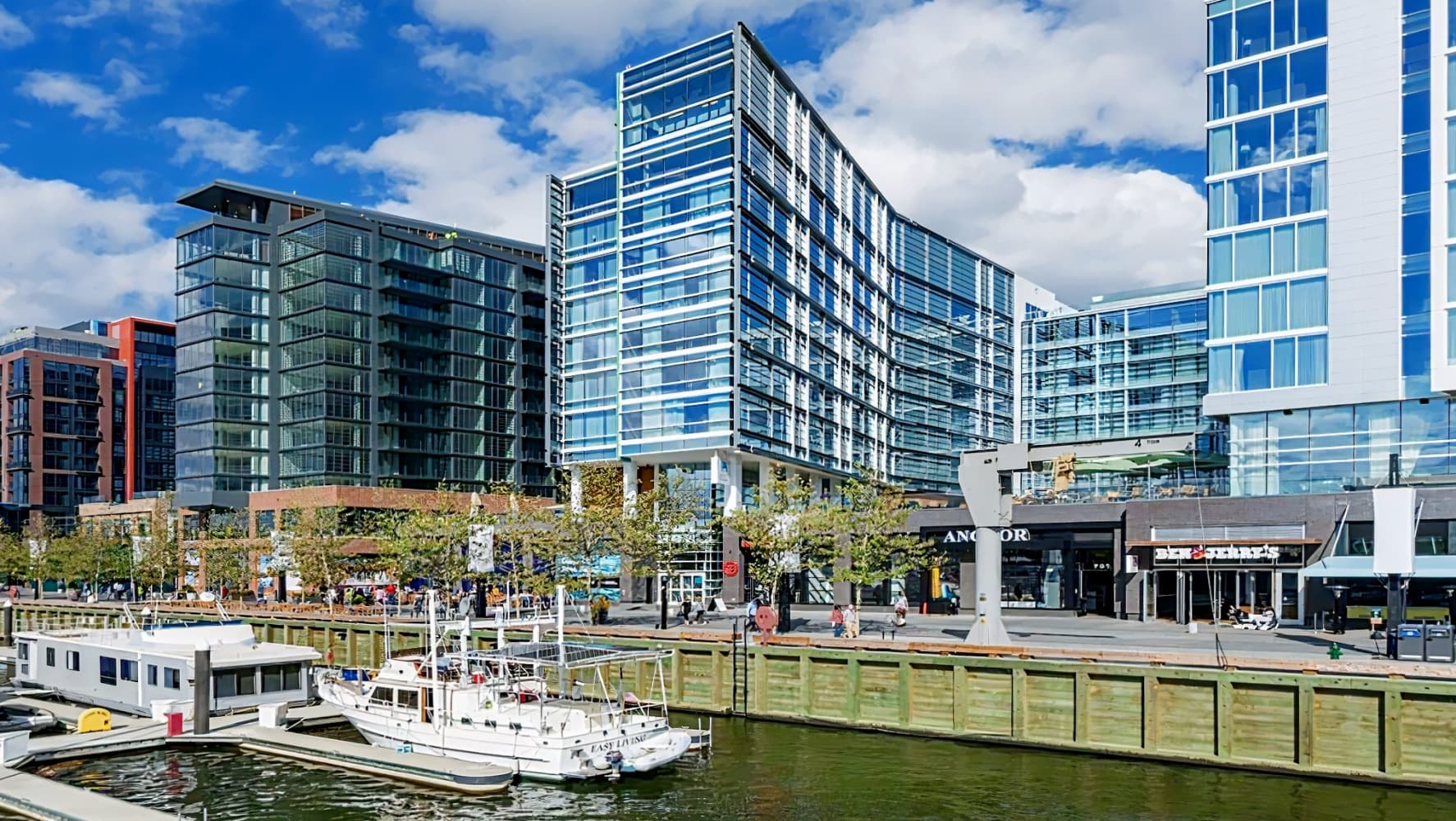 Hyatt House Washington DC / The Wharf