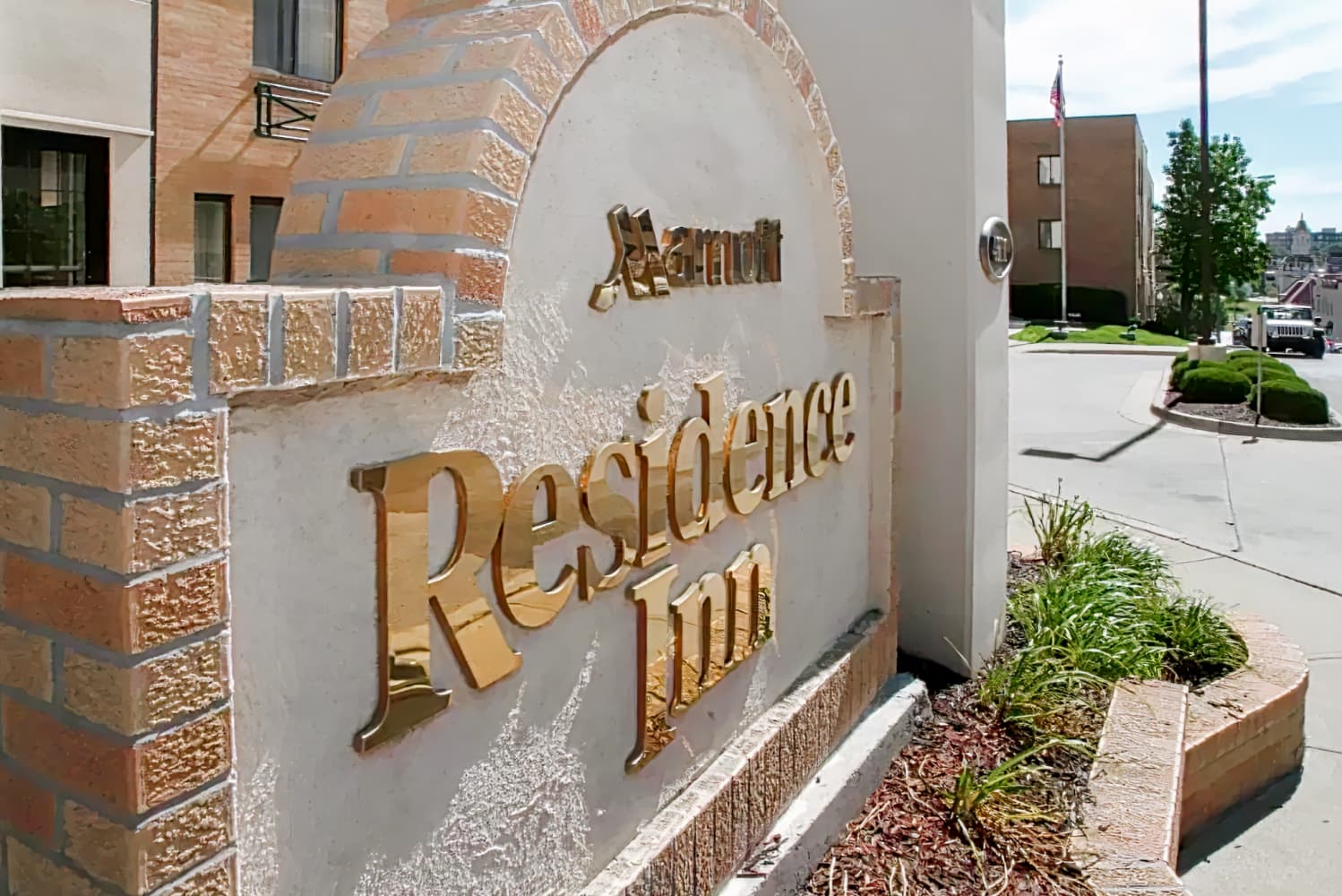 Residence Inn Kansas City Country Club Plaza