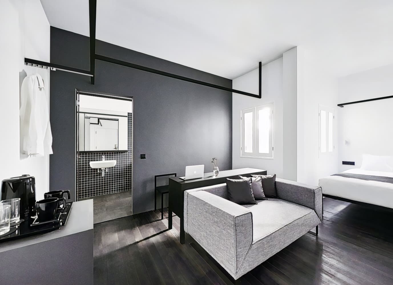 Hotel Mono (SG Clean)
