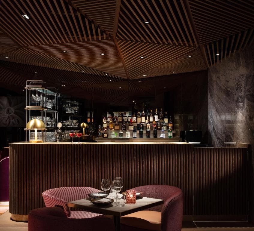 The Hari Hong Kong, Vignette Collection